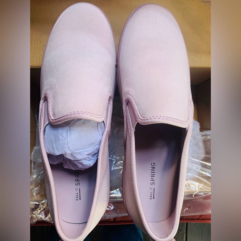 Call It Spring “Fiamma” Slip-On Sneakers in Lilac (Size 8)